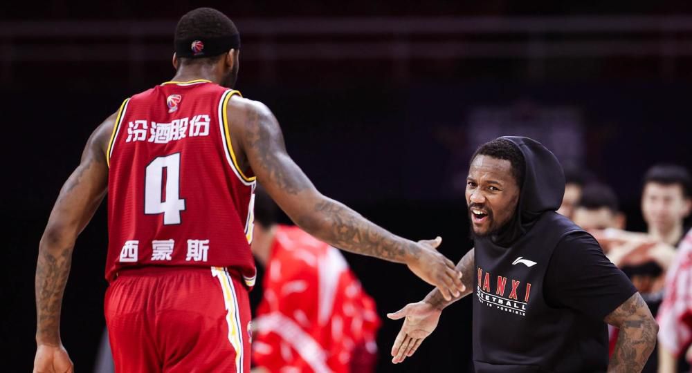 活塞惨遭25连败距历史最长连败纪录仅差1场今日NBA常规赛，活塞111-119主场不敌八人缺战的爵士，惨遭25连败。